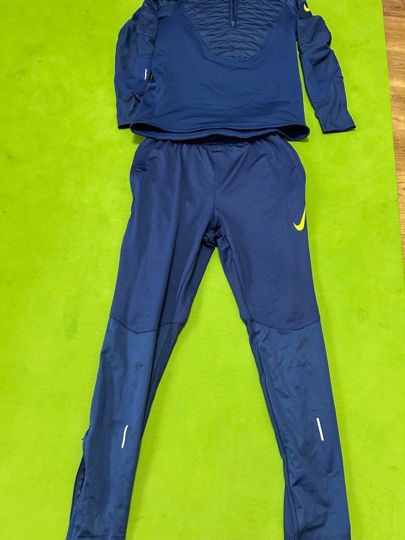 Nike Therma-Fit ネイビー ジャージ