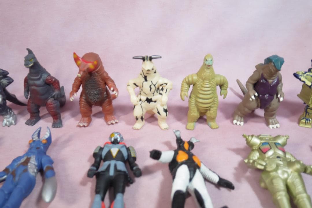 ウルトラマン　ウルトラ怪獣　ミニソフビ　57体