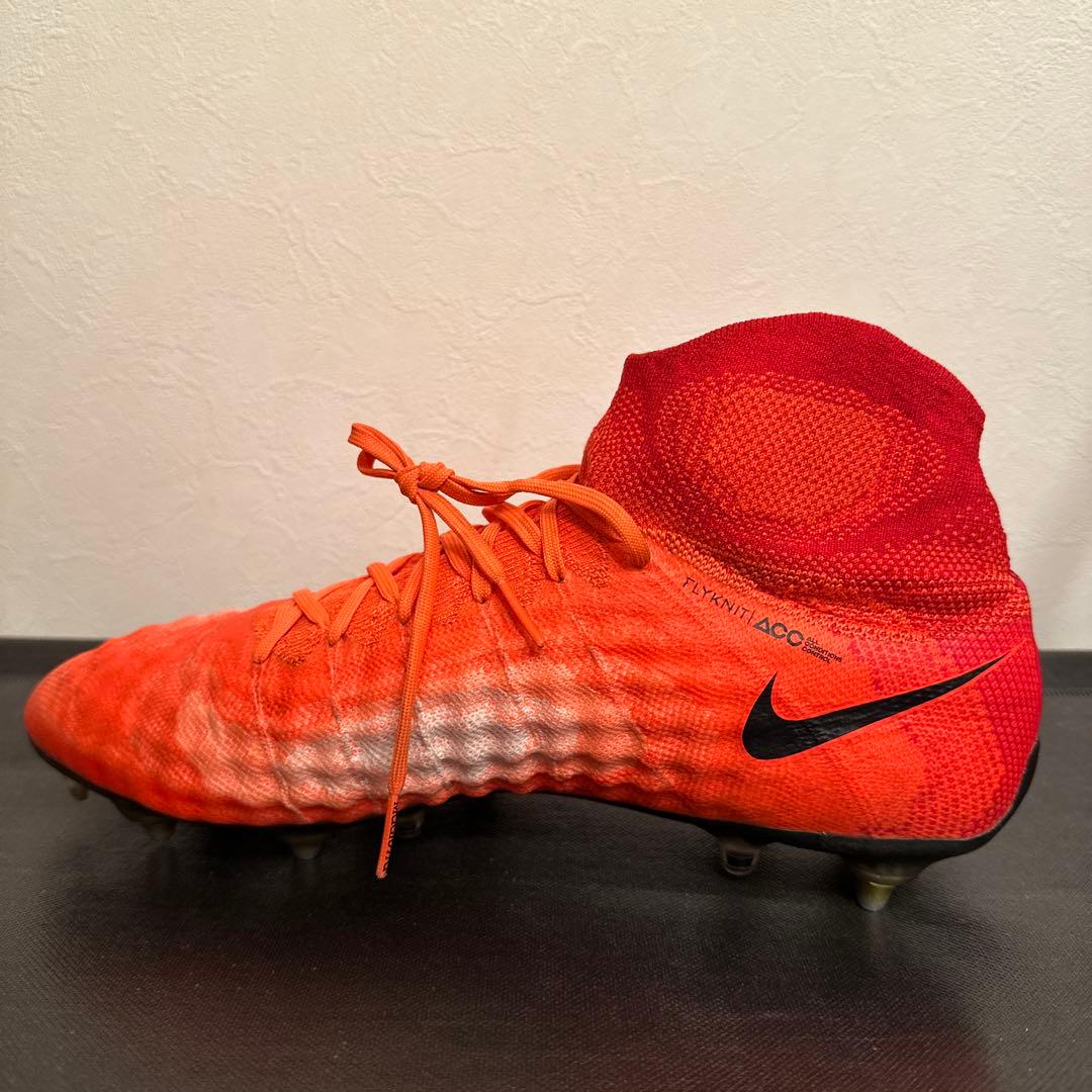 Nike サッカースパイク　マジスタオブラ　sg 28cm
