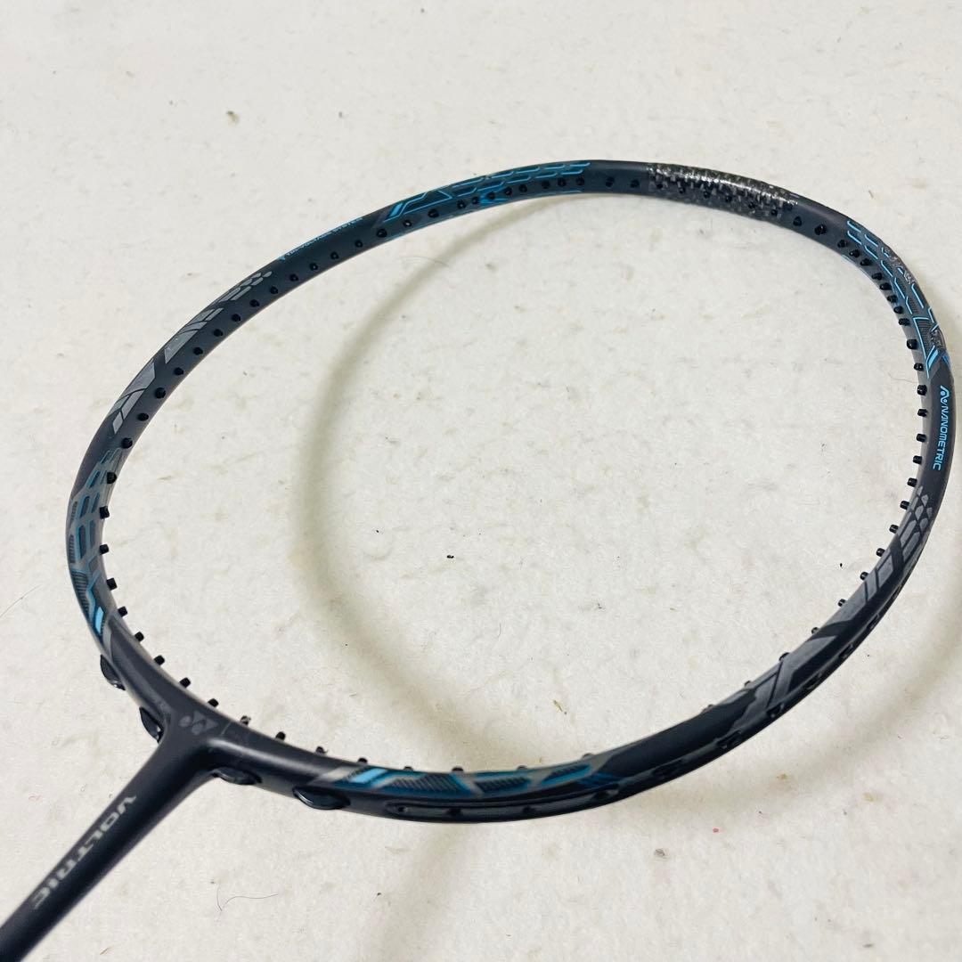 YONEX VOLTRIC Z-Force II 4UG5 ボルトリック 2