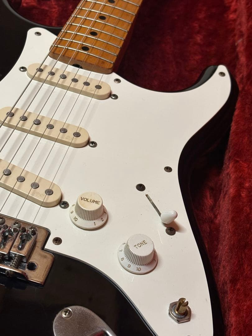 【最終大幅値下げ】Fender Japan Eシリアル Stratocaster