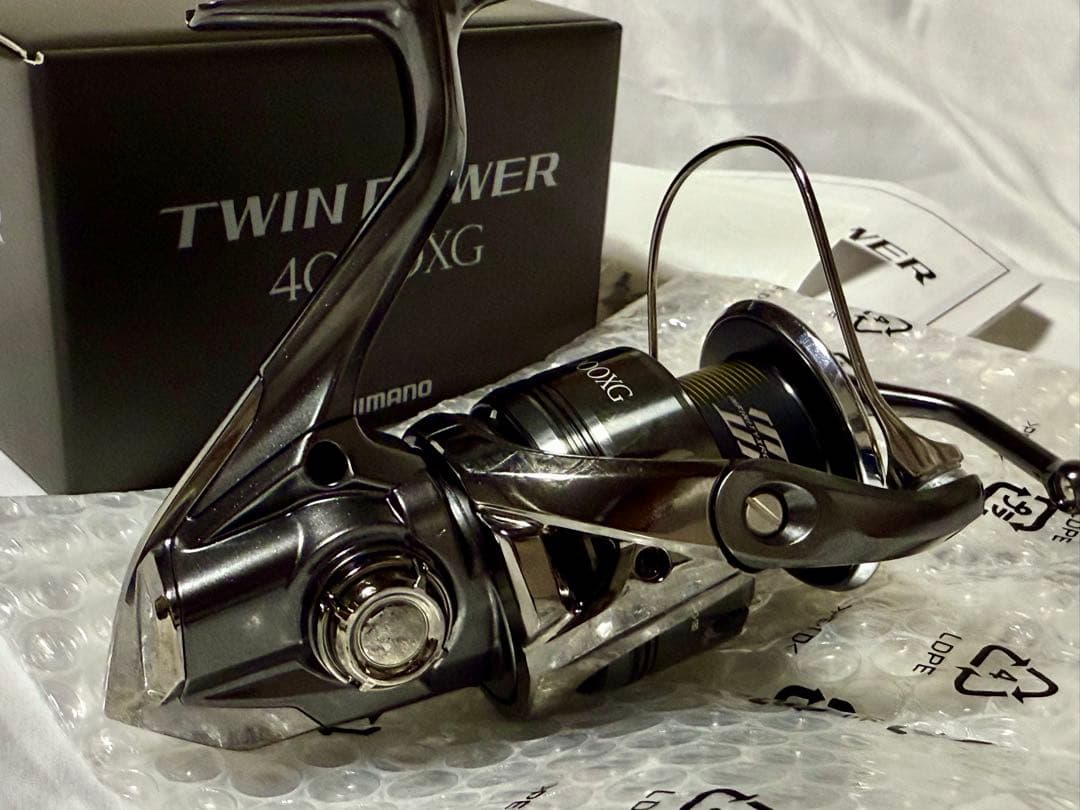 SHIMANO 24 ツインパワー 4000ＸG 新品・未使用