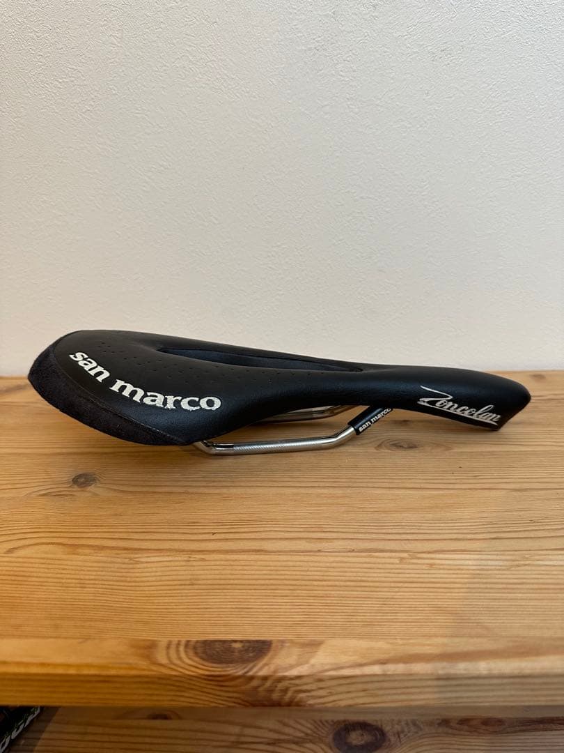 san marco ブラックサドル