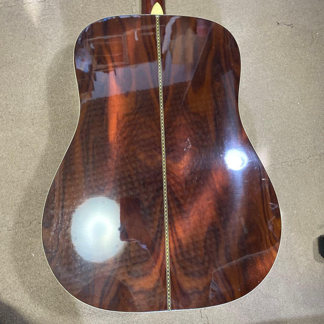 中古　アコースティックギター　Morris MD-525 ハードケース付き