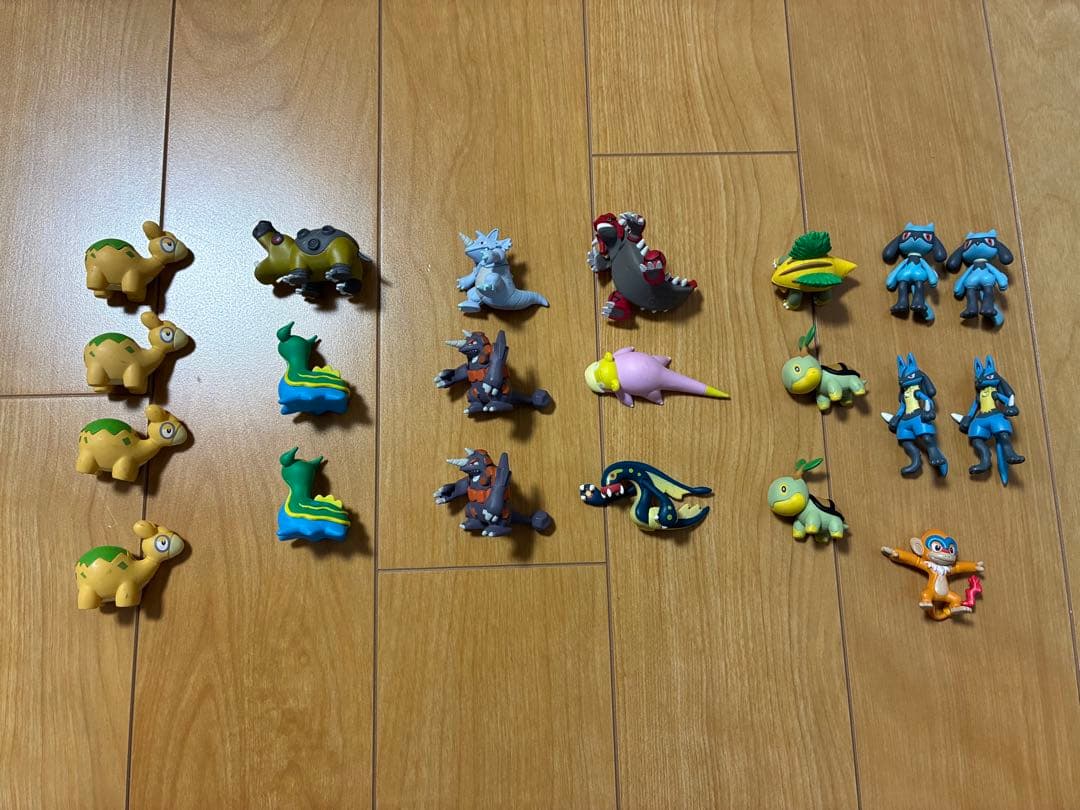 モンコレ21体ポケデルゼ5個吉野家ポケモン21体まとめて（バラ売り不可）