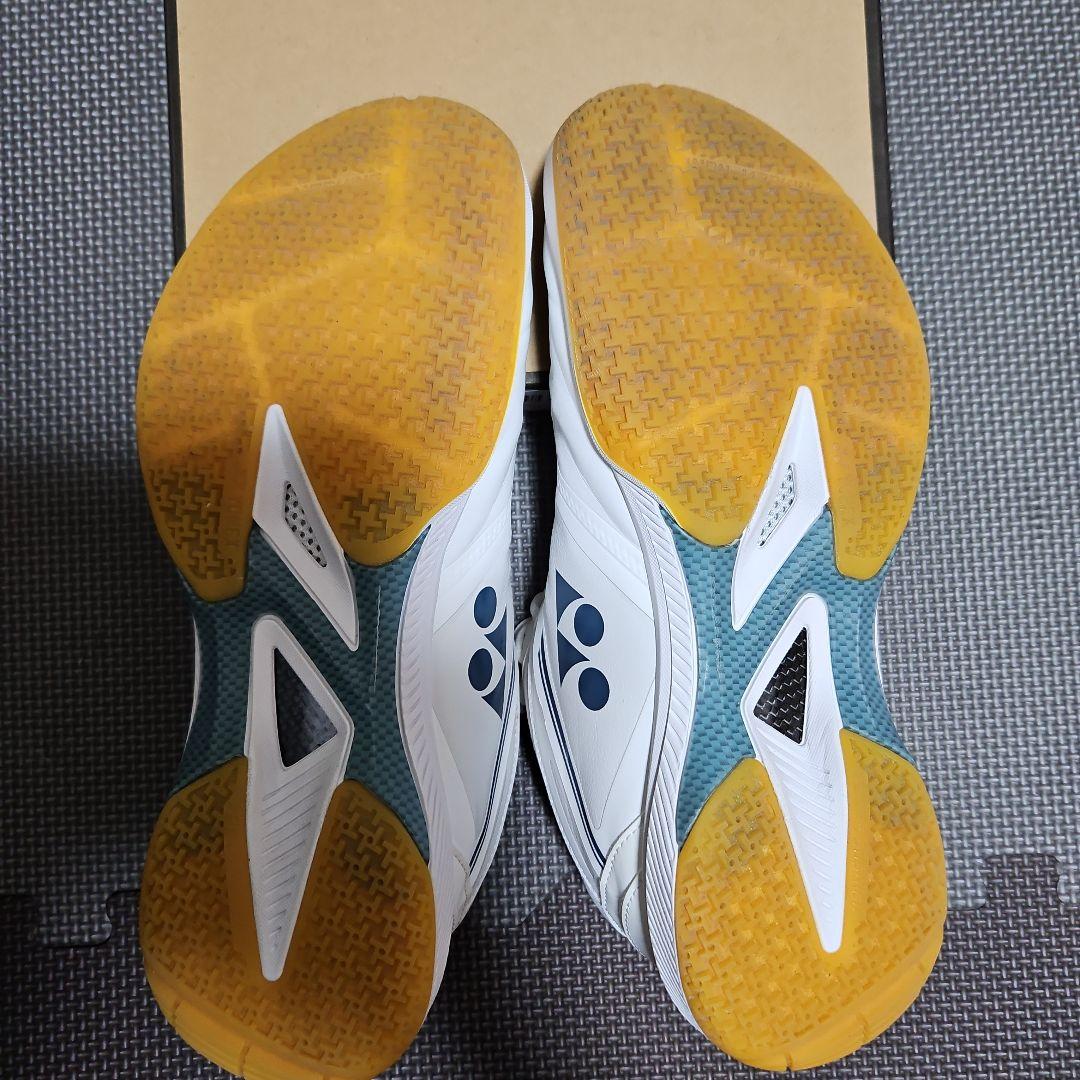 YONEX パワークッション65Z　28cm