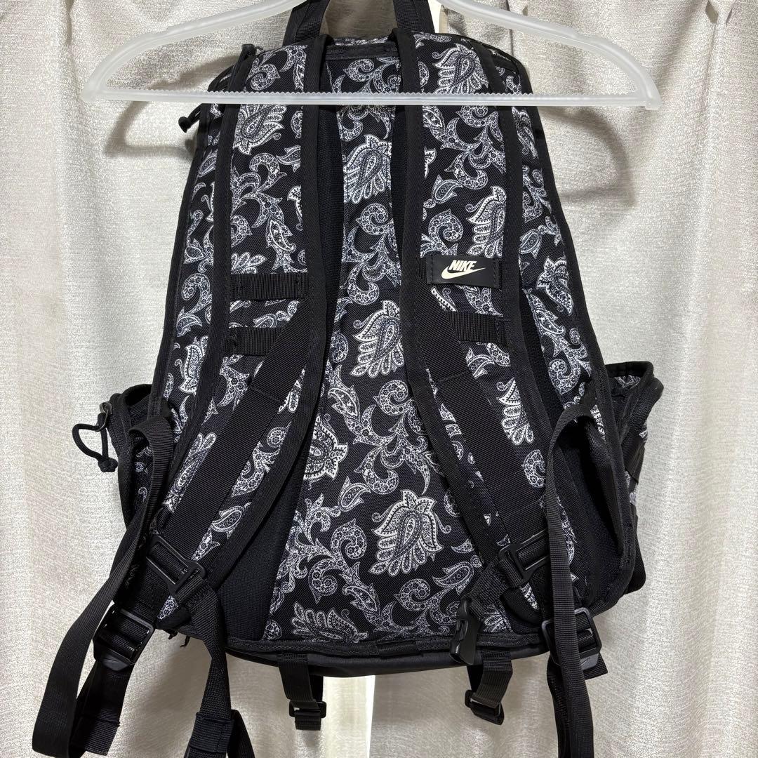 NIKE SBシリーズ　バックパック　ペイズリー　リュック