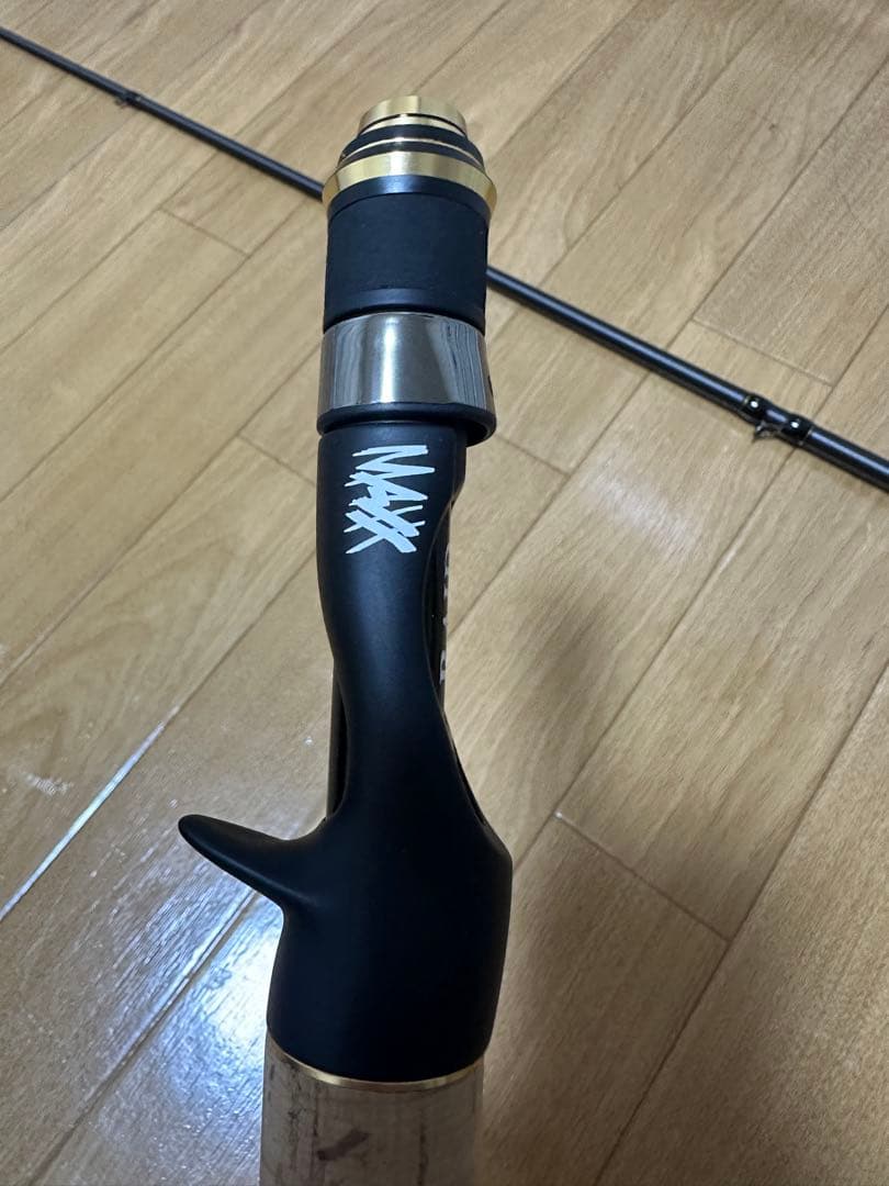 【美品】レイドジャパン　グラディエーターマキシマムバルトロヒート2