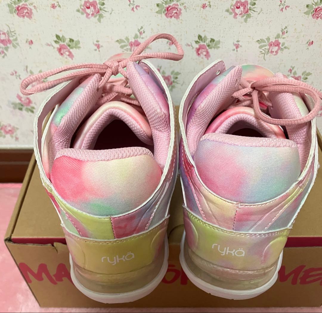 美品ryka シューズマルチカラー