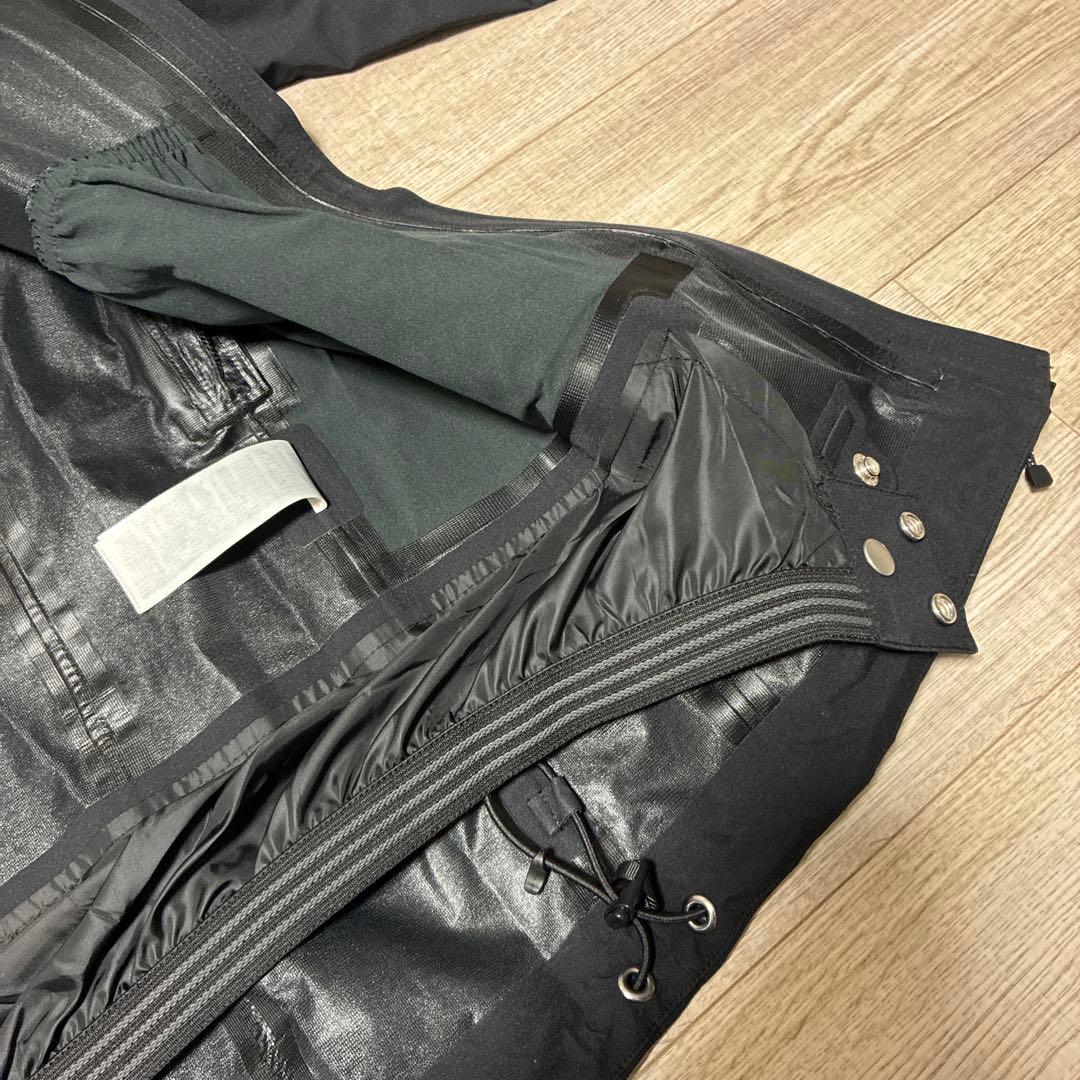 定価5.5万未使用 サマス スキーウェアスノボウェア ジャケット L レディース
