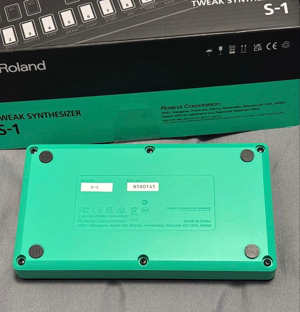 Roland S-1 シンセサイザー 中古