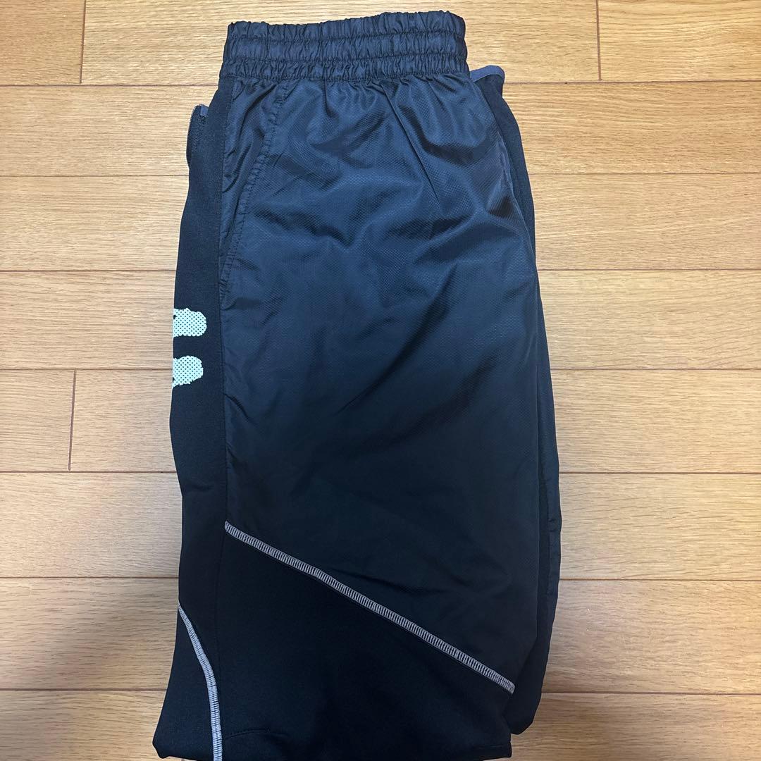 コンサドーレ札幌　カッパジャージ　都倉賢選手らの支給品です。 早い者勝ちです。