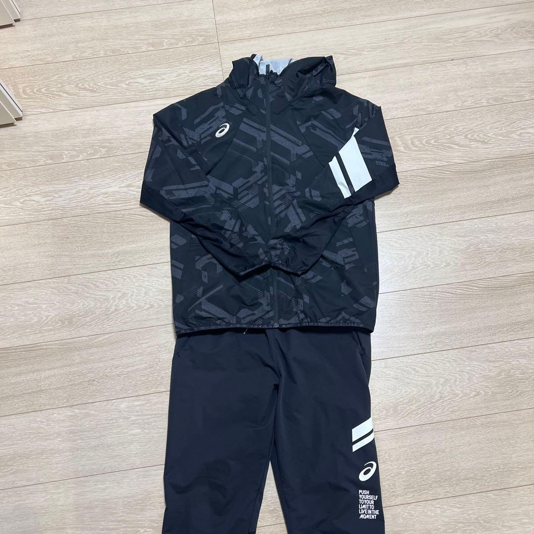 ASICS フード付きウィンドブレーカー上下セット