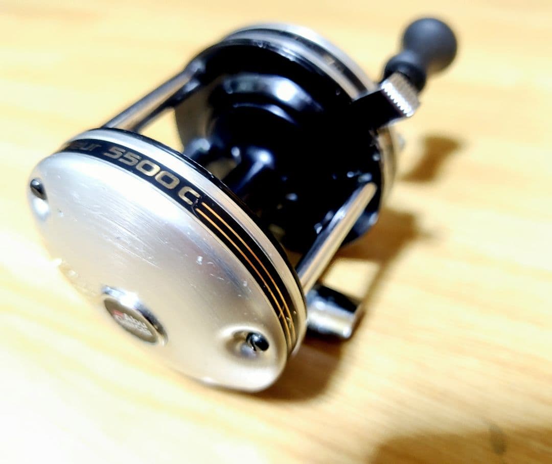 た*ち様 訳ありアンバサダー 5500 C 期間 良好 そこそこ綺麗　性能良いけ