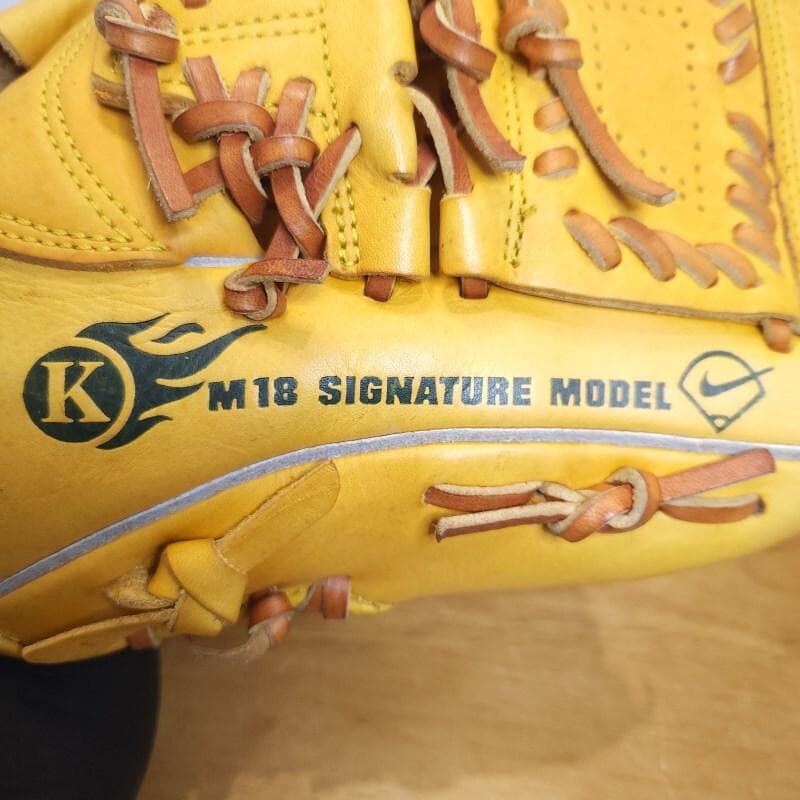 NIKE 松坂大輔モデル 限定品 ファイヤーK刻印入り 美品 軟式グローブ