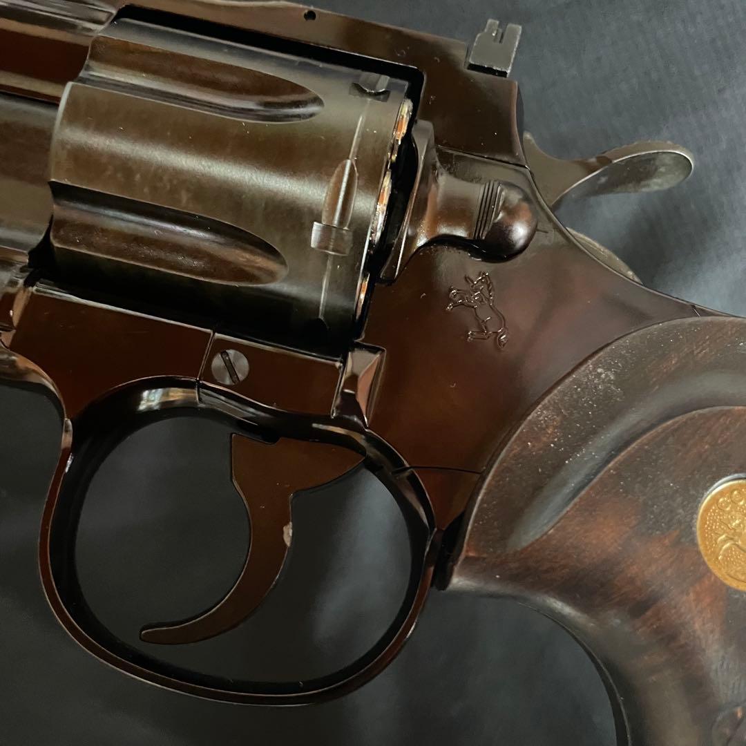 コルトパイソン【COLT PYTHON 】.357 リボルバー