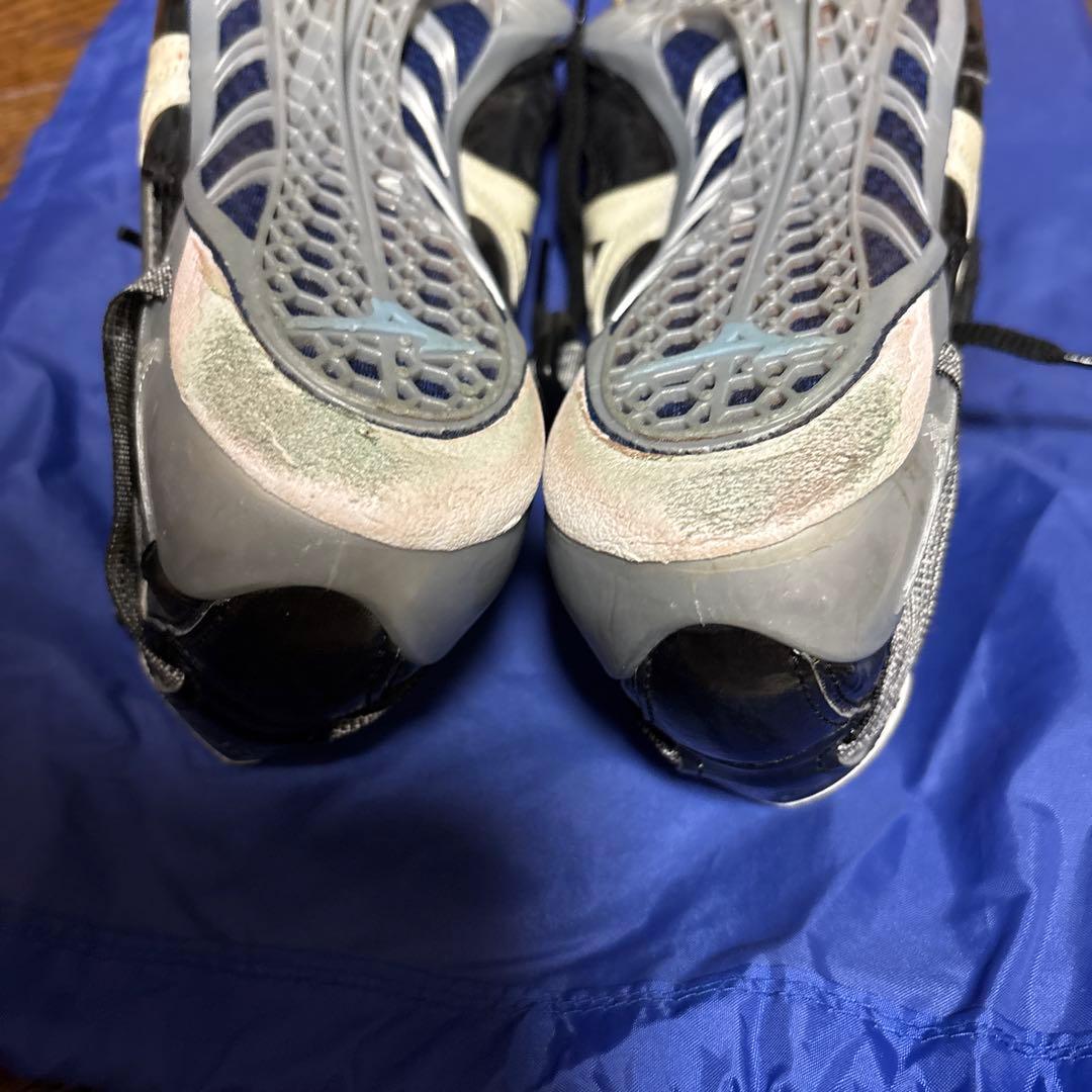 Mizuno スパイクシューズ 黒/白