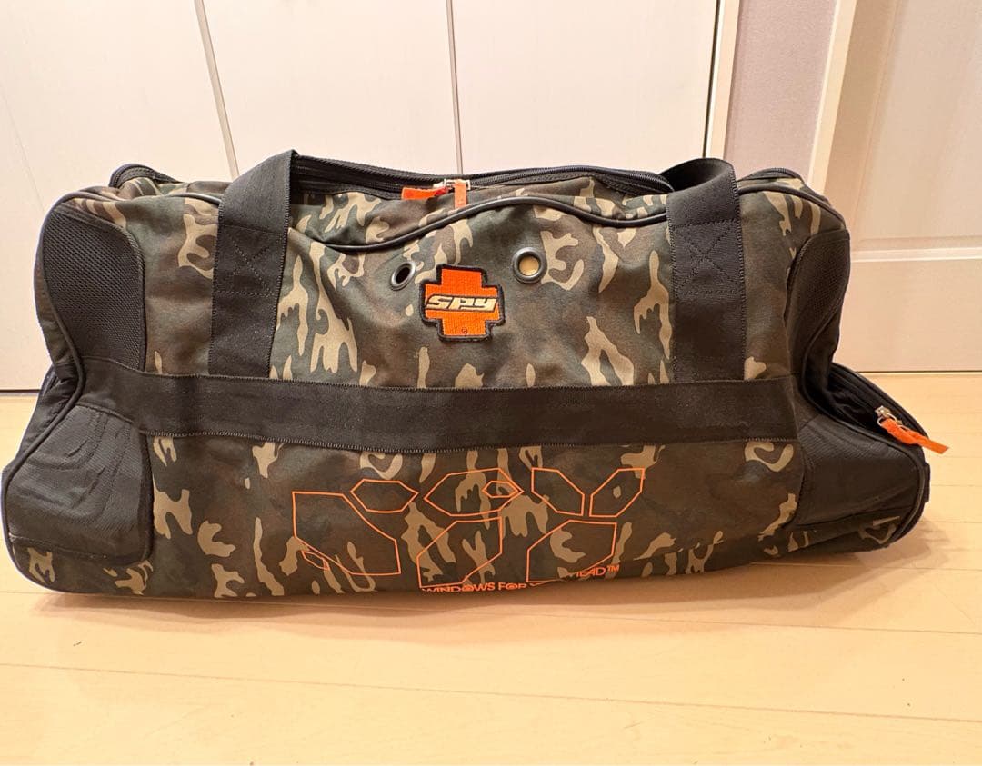 SPY スパイオプティク迷彩柄 2WAY スキーキャリーバッグ
