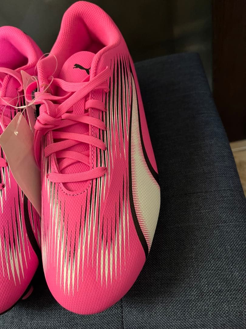☆新品☆ 未使用 PUMA サッカースパイク ウルトラ プレイ 24cm
