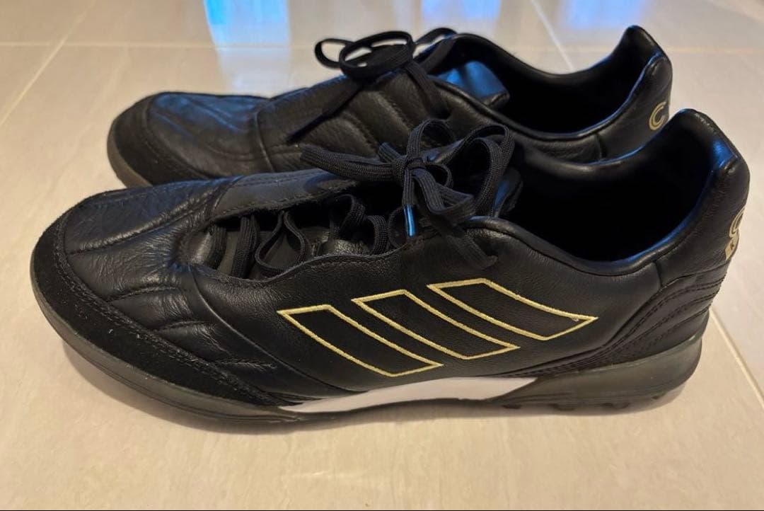 【メンズ】美品 adidas レザー サッカースパイク 黒 26.5cm