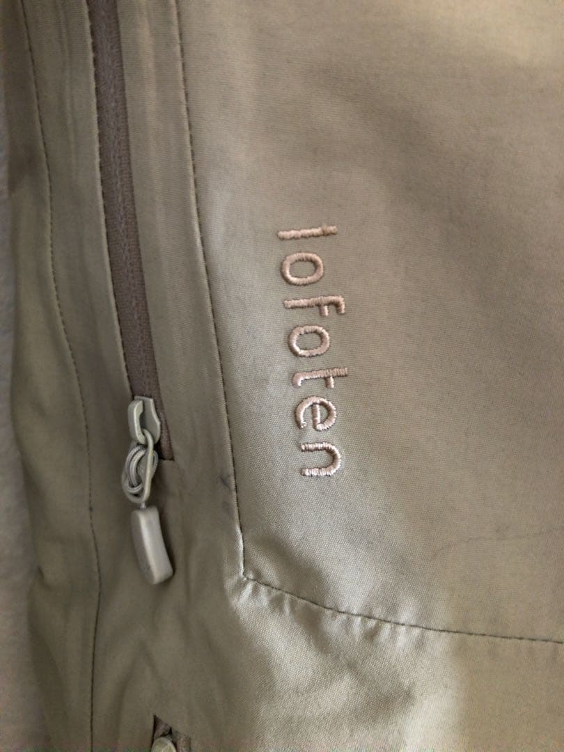 【極美品】ノローナ NORRONA Lofoten Gore-tex xs