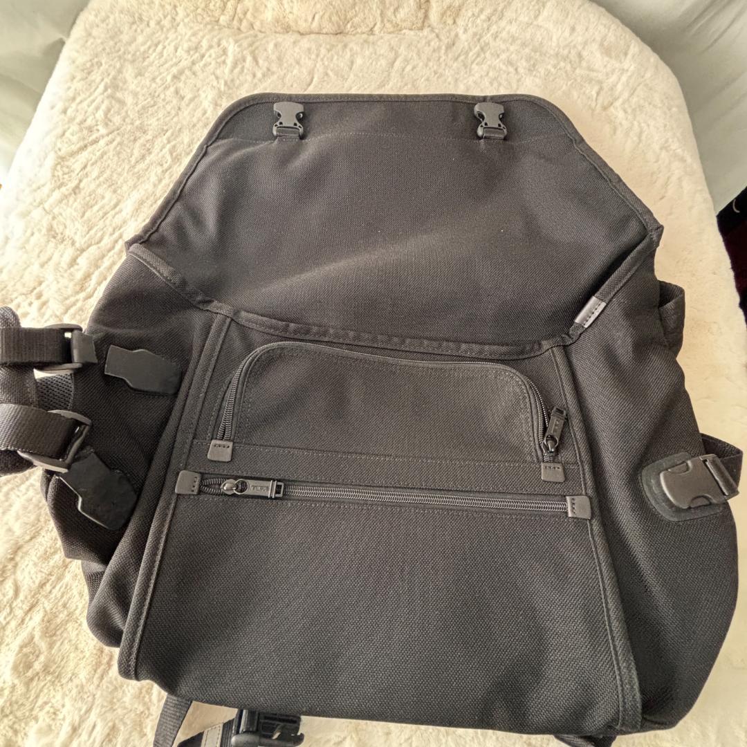 訳あり 希少 TUMI メッセンジャーバッグ ショルダーバッグ ナイロン 黒