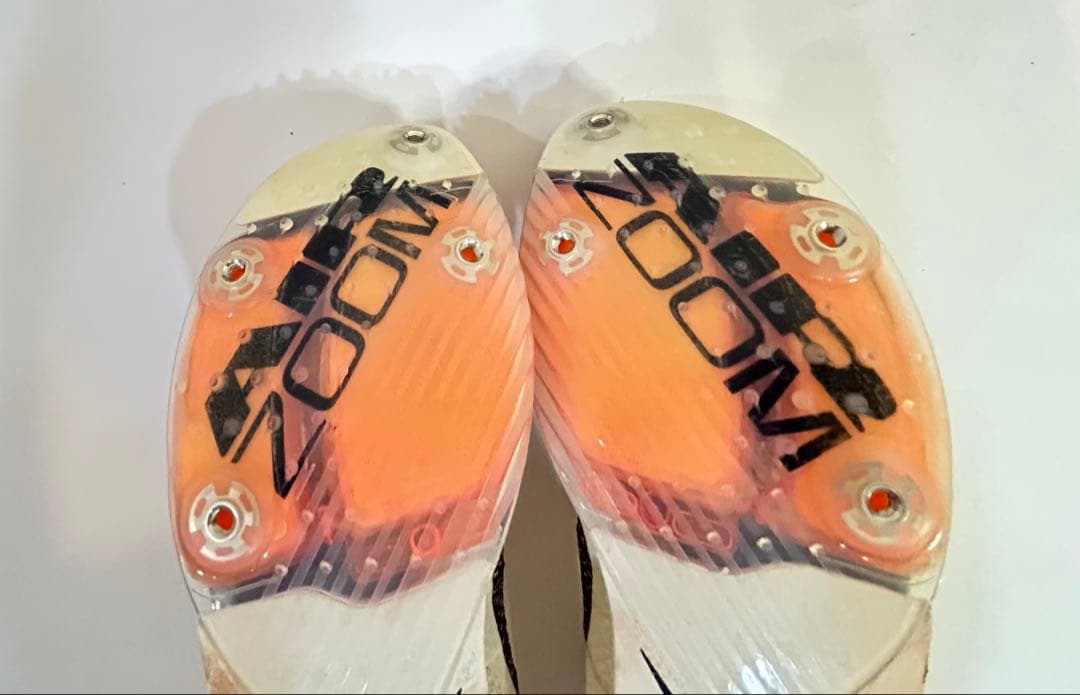 NIKEエアズームXビクトリー2プロトタイプホワイトトータルオレンジ25.5cm