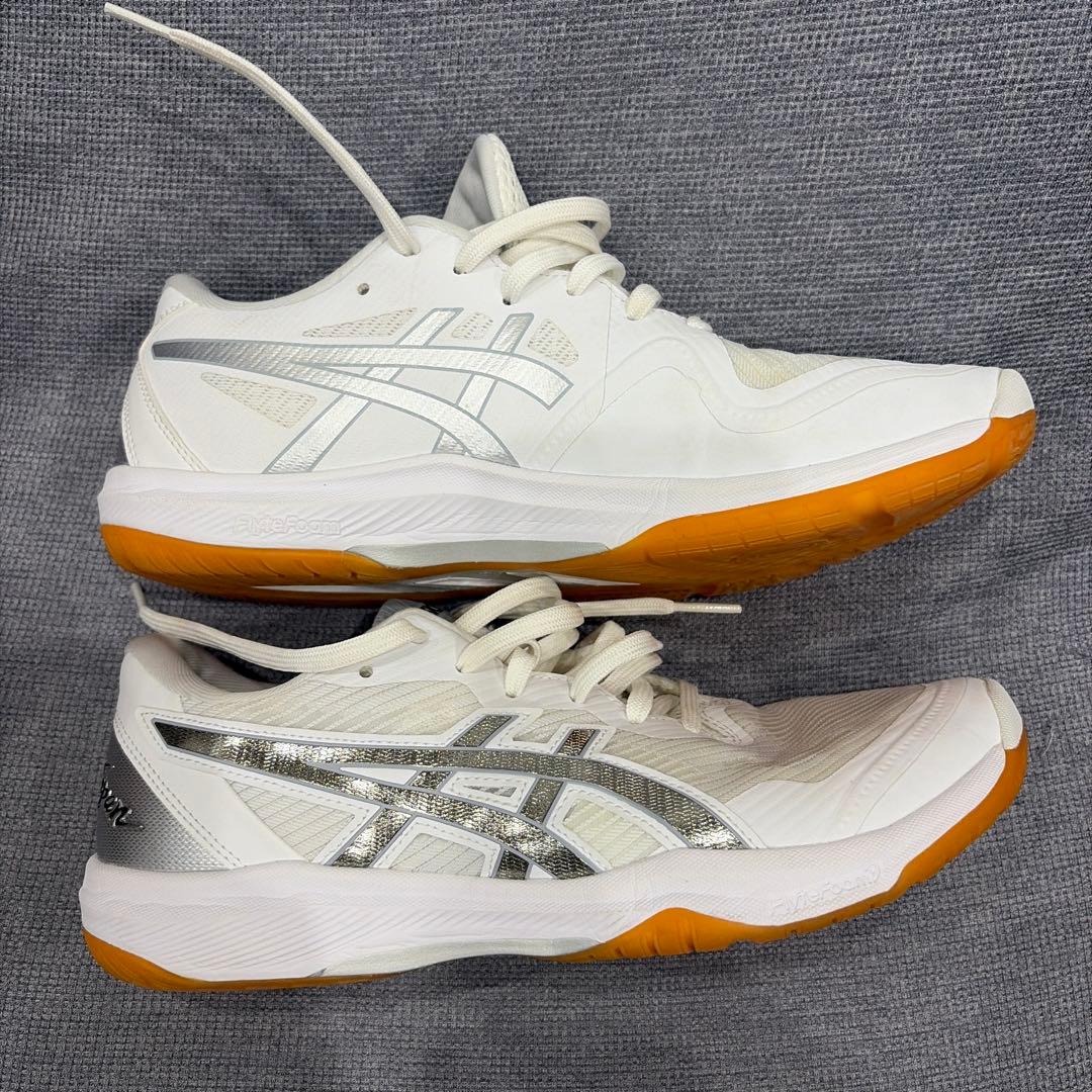 【美品】ASICS バレーボールシューズ ローテジャパンライト ホワイト26cm