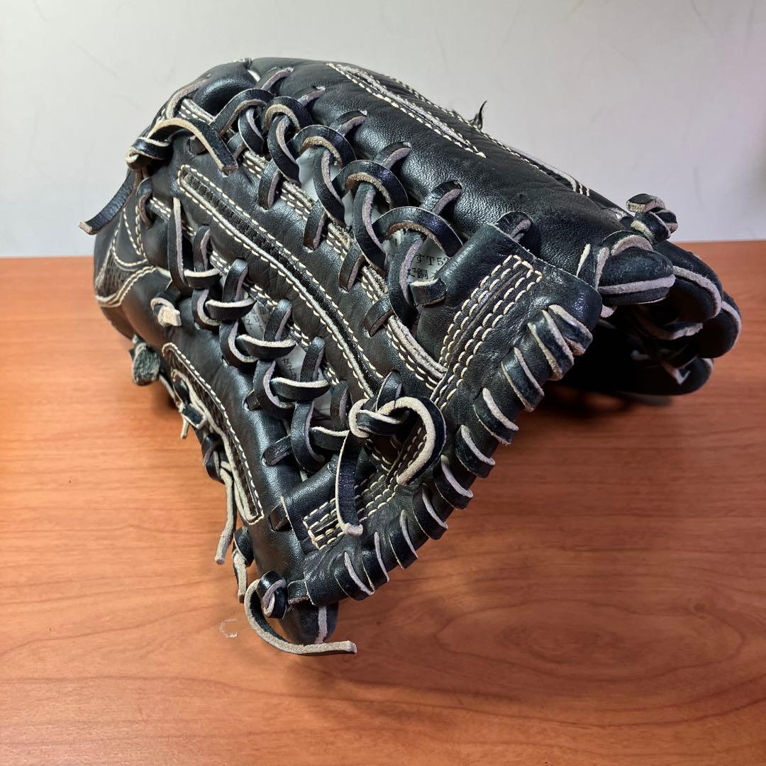 S*ん様 MIZUNO 大人　右投げ　グローバルエリート　軟式用グローブ　異彩