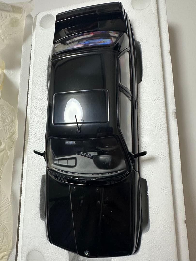 AUTOart製BMWM3SPORT evolution 1/18