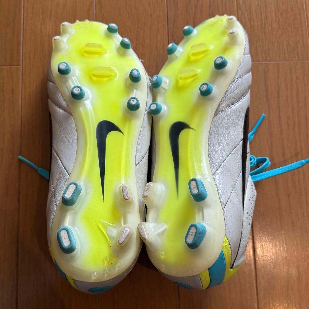 ナイキ ティエンポレジェンド4 FG 25cm