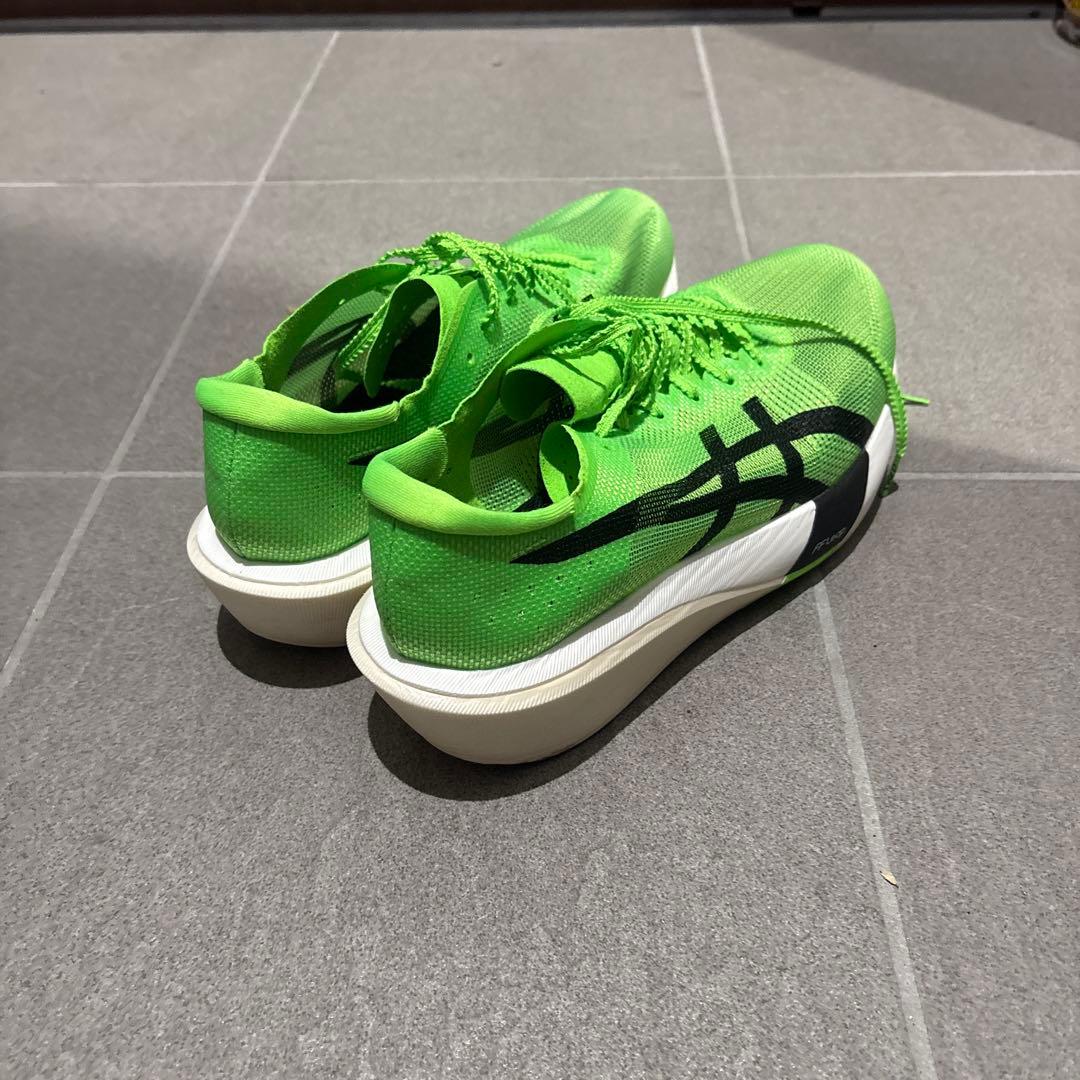アシックス　メタスピードエッジTOKYO ２８㎝