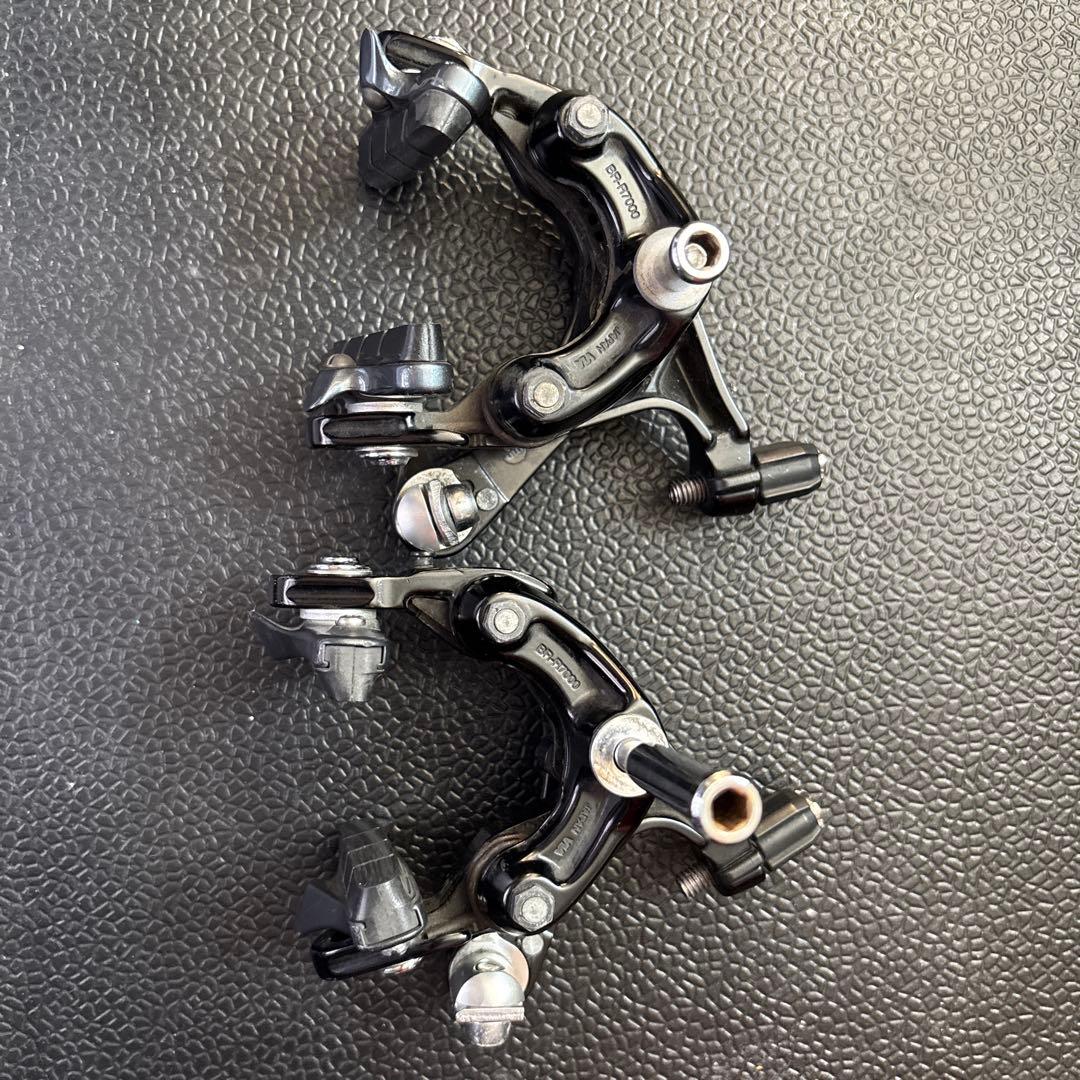 Shimano 105 キャリパーブレーキ 2個セットBR-R7000