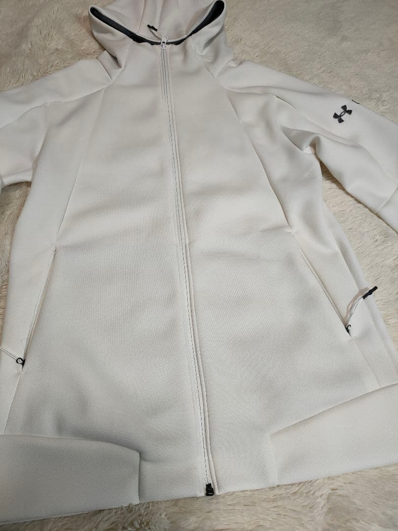 アンダーアーマー UNDERARMOUR ジャージジャケット L 白 刺繍ロゴ