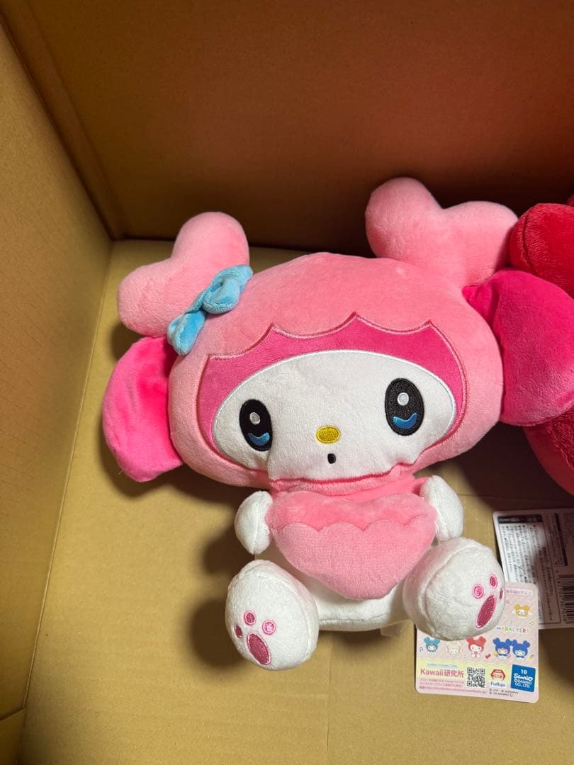 TWICE LOVELYS　サンリオ　ポケットBIGぬいぐるみ　2点セット
