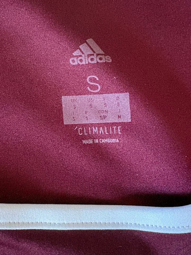 adidas Climalite ラトビア代表チームのユニフォーム