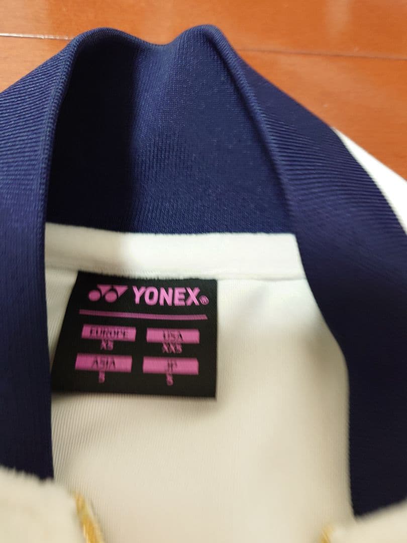 YONEX ベロアジャケットSサイズホワイト