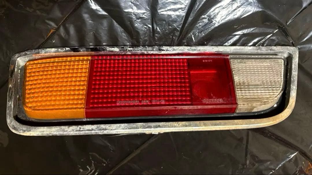イスズ 117 クーペ PA90 ハンドメイド テール ライト純正 当時物 旧車
