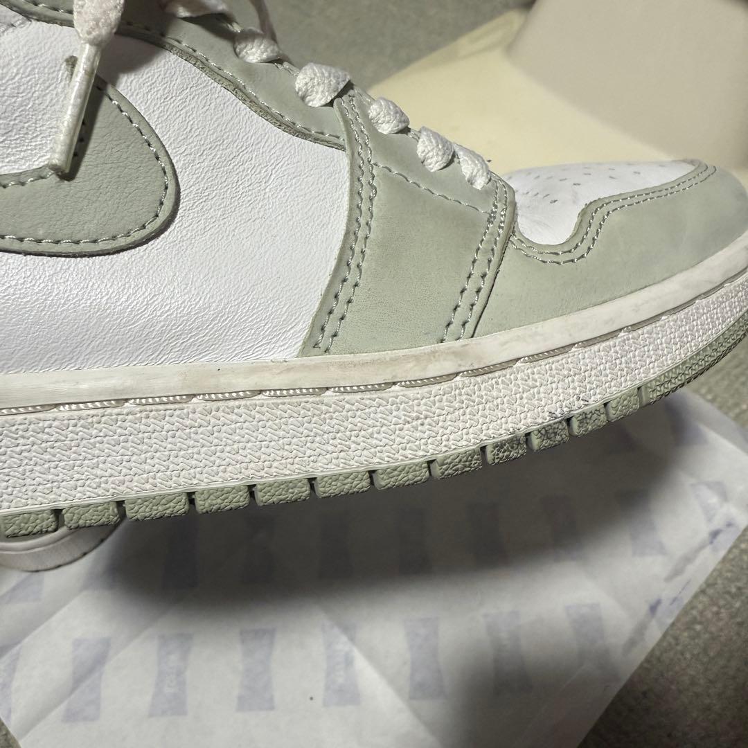 NIKE Air Jordan 1 ホワイト/シーフォームグリーン