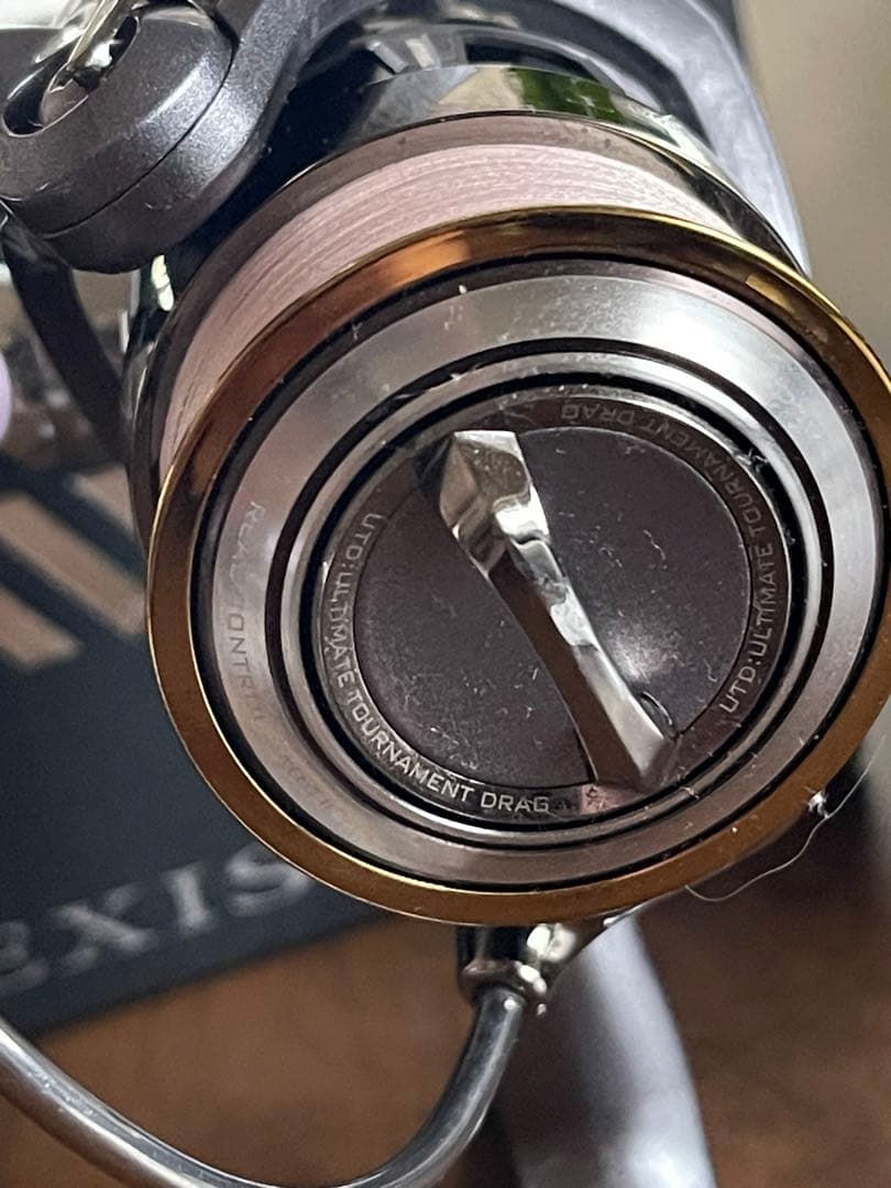 [美品]DAIWA EXIST 2004H スピニングリール