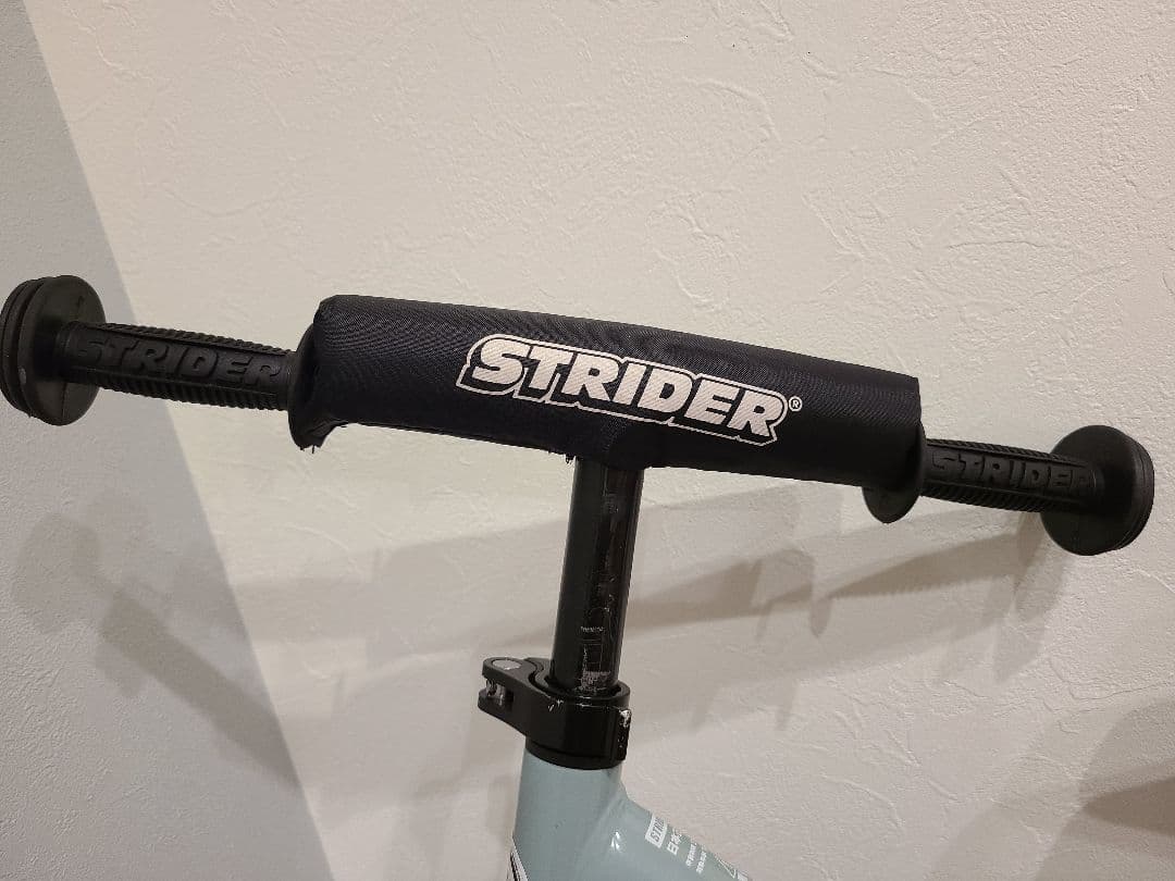 STRIDER ストライダー 12インチ アイスブルー 2023年限定カラー