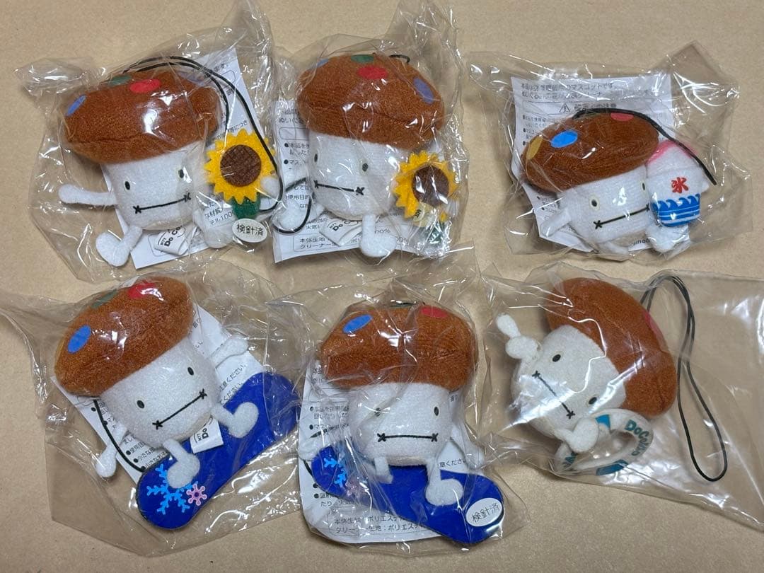 ドコモダケ ストラップ他 まとめ売り マスコット キーホルダー ステッカー レア