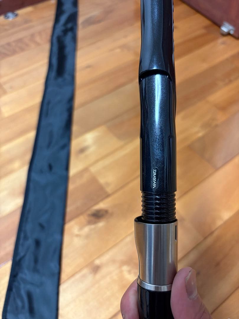 極上美品　ダイワ(Daiwa)　21メガディス 3-53HR・N