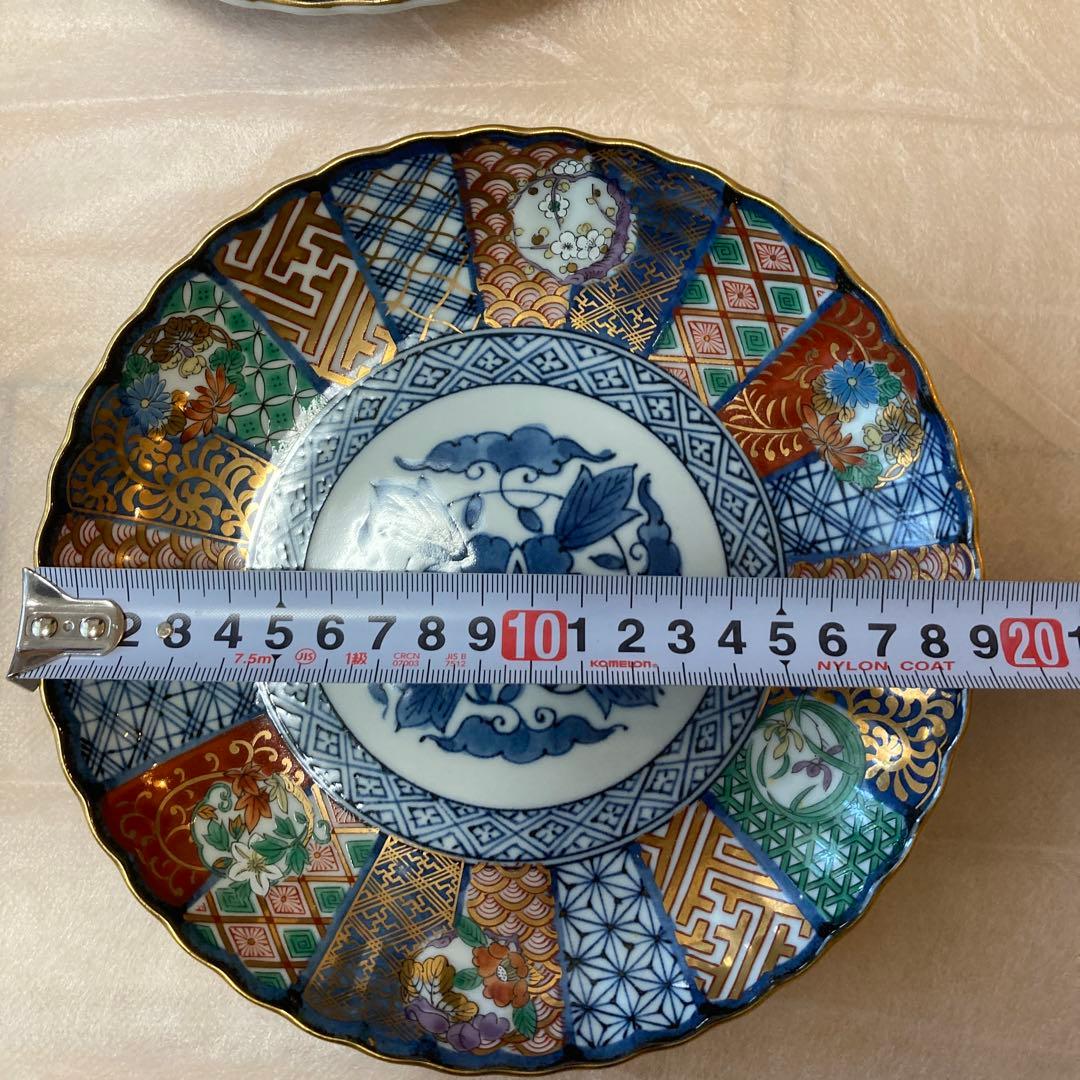 三洋陶器　龍峯窯　金彩古伊万里　祥瑞花丸紋　 銘々皿　大皿1枚 小皿6枚