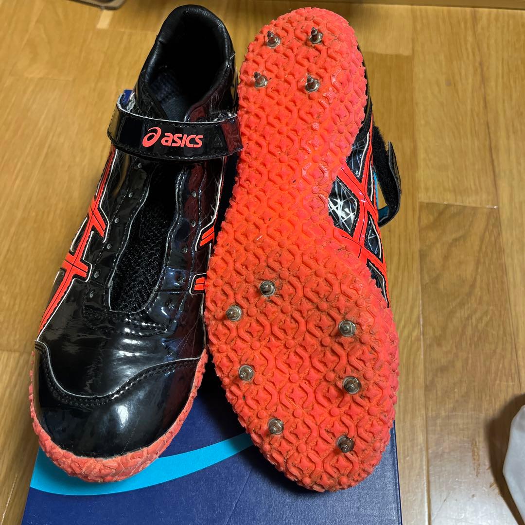 少し汚れはありますがほぼ新品。針2本ありません。
