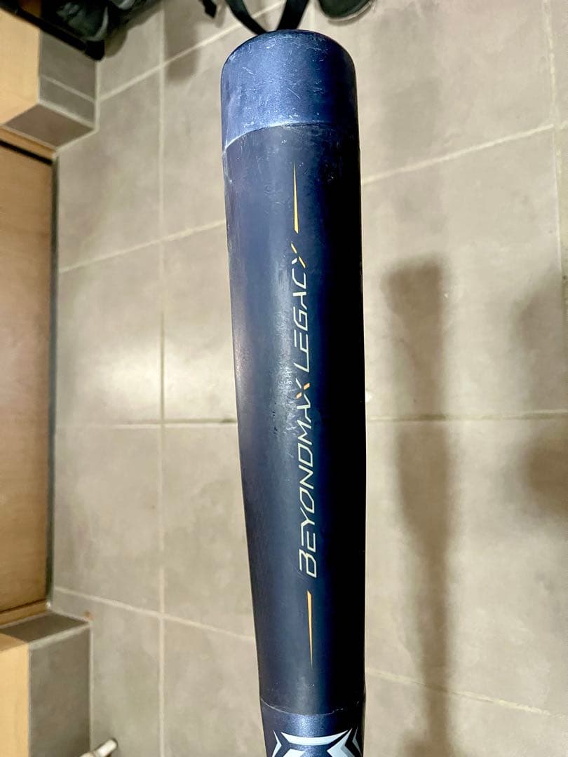 【美品】BEYOND MAX LEGACY 軟式バット レガシー　78cm