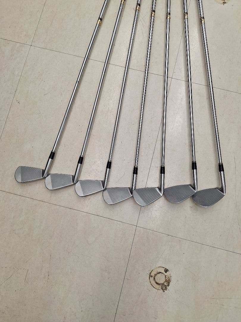 TOUR STAGE ツアーステージ X-BLADE 703アイアンセット7本