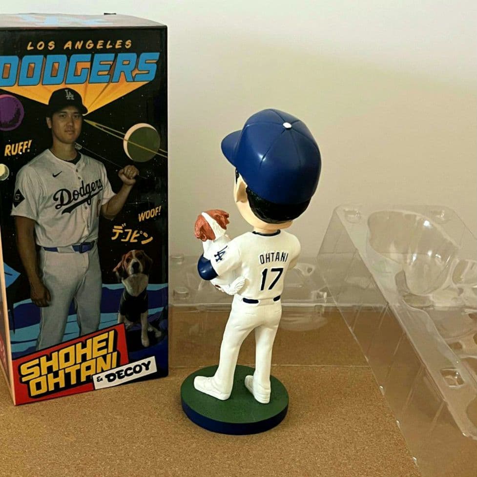 大谷翔平　来場者限定　ボブルヘッド　デコピン
