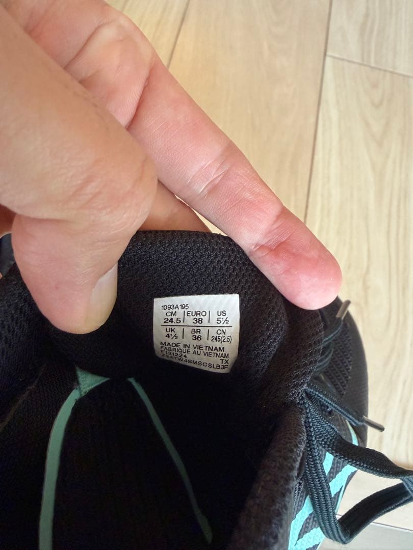 ASICS スパイクシューズ 24.5センチ