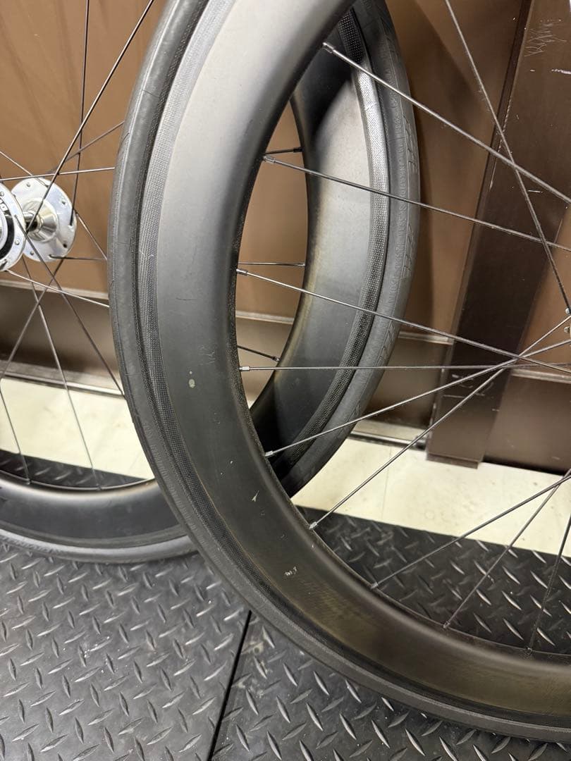 ブローチャーズ SHRED カーボンホイール セット DT-Swissハブ交換済